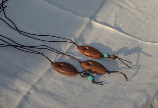 Pesce Necklace